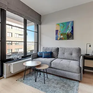  Apartament Doki Living & Foodhall By Downtown